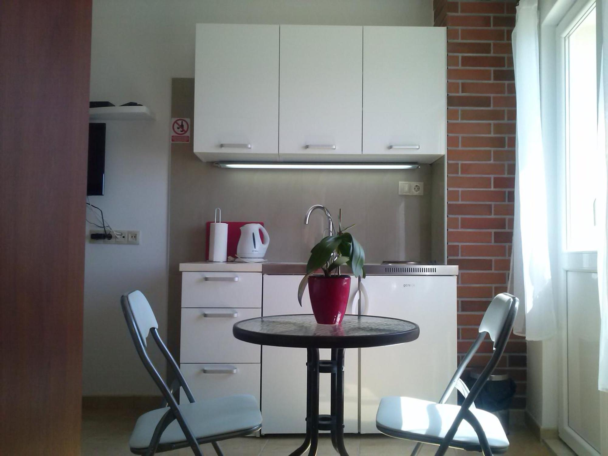 Studio Apartment Mala Plaza Kaštela Extérieur photo